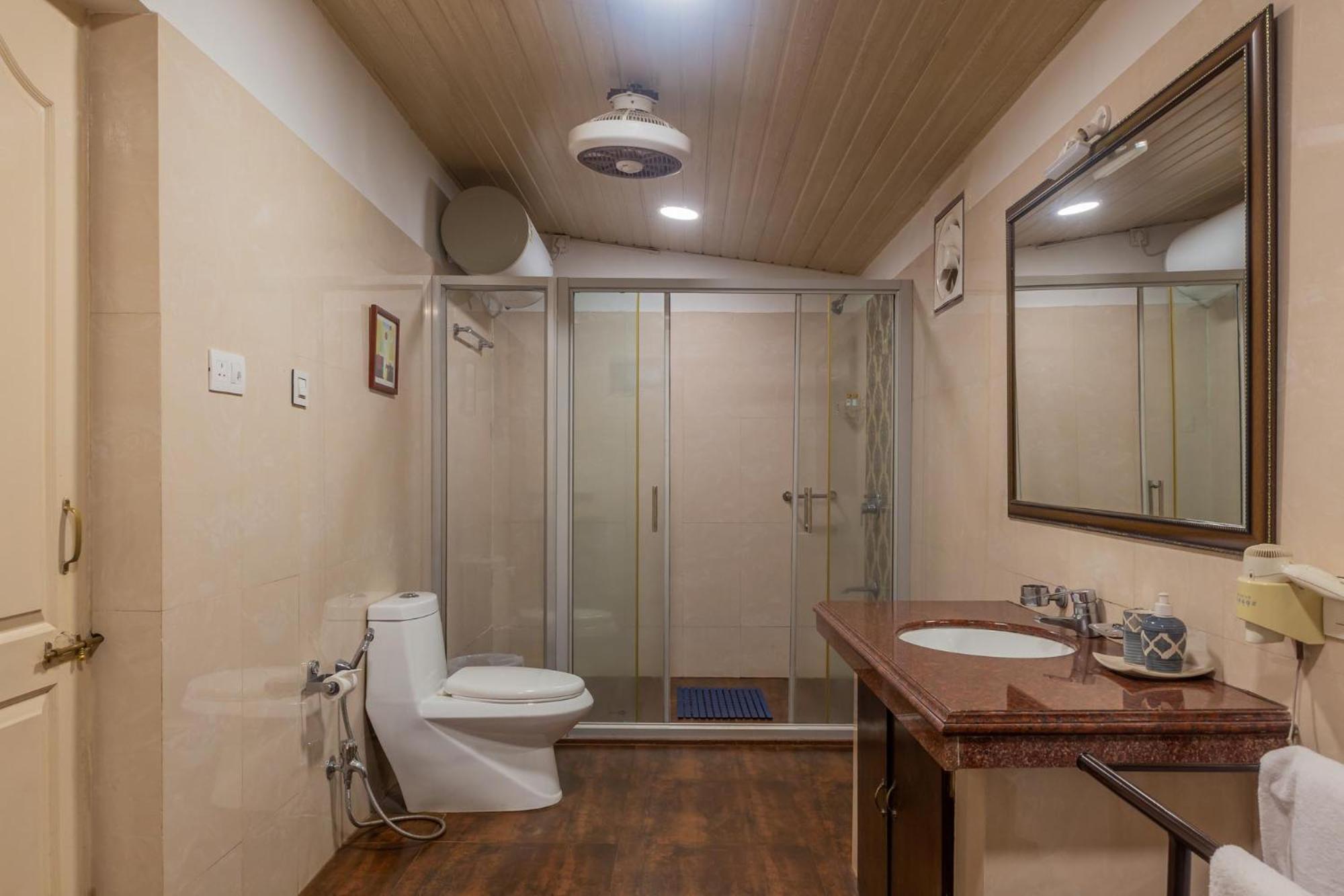 Il Palazzo Villas Panchgani Exterior foto