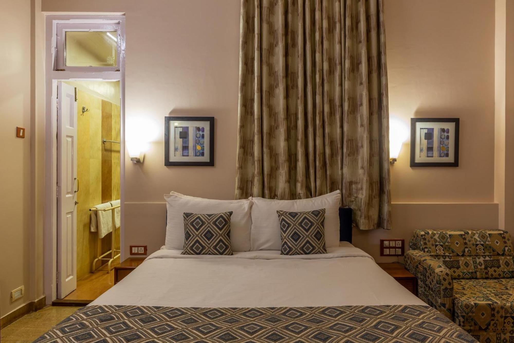 Il Palazzo Villas Panchgani Exterior foto