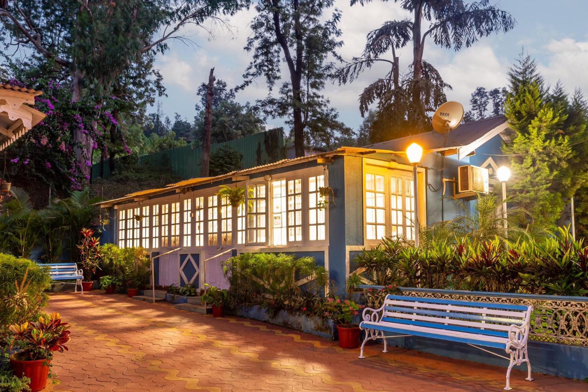 Il Palazzo Villas Panchgani Exterior foto